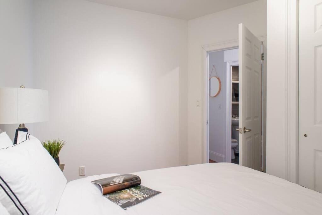 69-5d Winter Getaway Stylish Lower East Side 1br