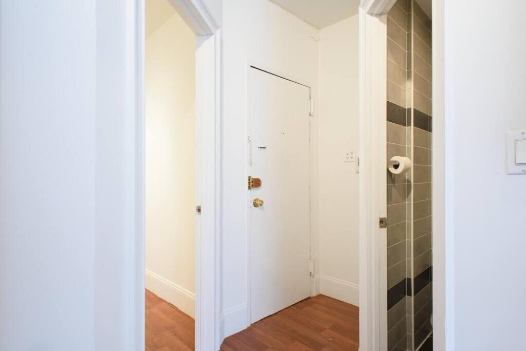 Apartment 69-5d Winter Getaway Stylish Lower East Side 1br