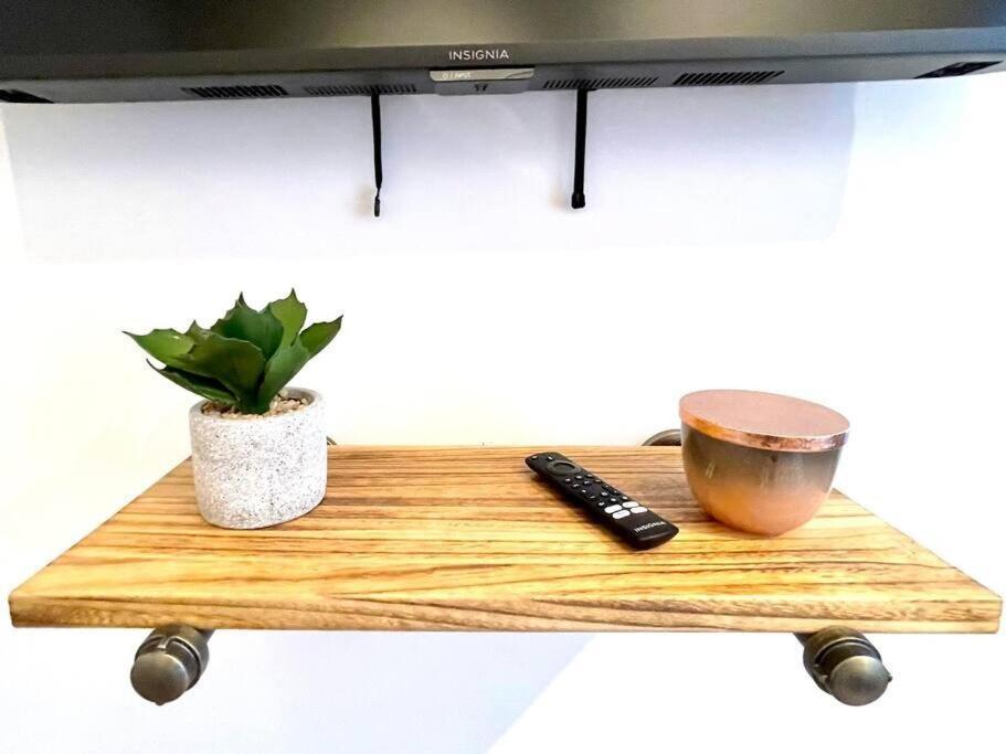 Apartment 69-5d Winter Getaway Stylish Lower East Side 1br New York