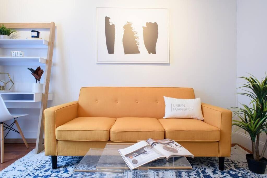 69-5d Winter Getaway Stylish Lower East Side 1br *